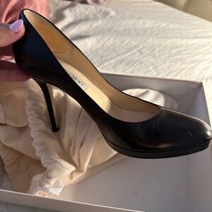 Jimmy Choo Sz 37 leather black pumps